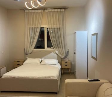 Beach & Coast Apartment | Sea view first line Studio Shj