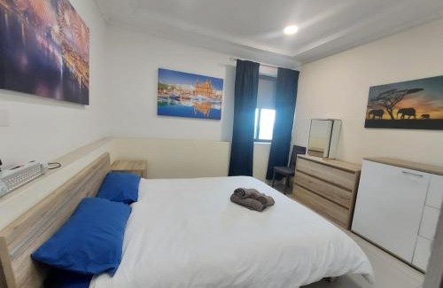 Valletta Apartment | Sea View Large Valletta Appartment