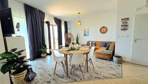 Aheloy Apartment | Sea View Luxury 1-bd Apartment Marina Cape Aheloy