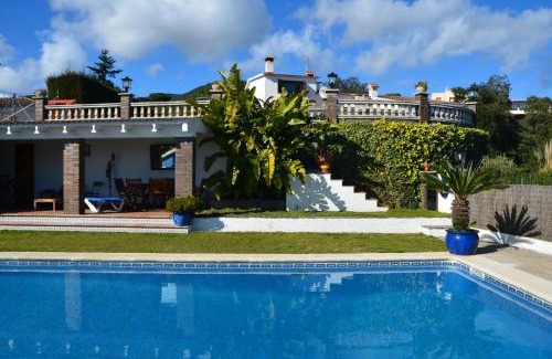 Sant Cebria de Vallalta Villa | Sea view, Wonderful pool, Nature, Peaceful & AC