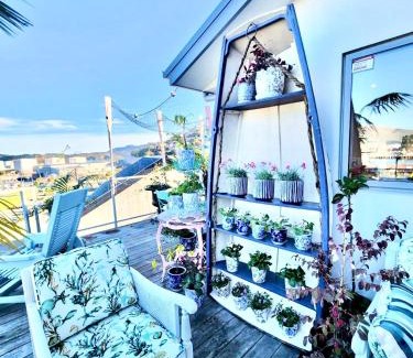 Lyttelton House | Sea views in luxury at LYTTELTON BOATIQUE HOUSE - 14 km from Christchurch