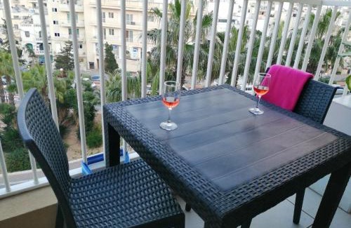 Bugibba Apartment | Seabreeze Apartment