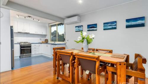 Tootgarook House | Seabreeze - Minutes from the Beach