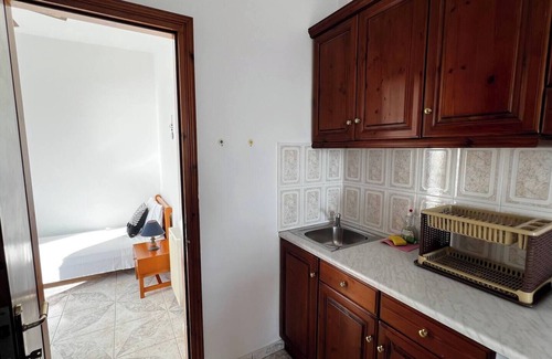 Avlakia Apartment | Seafront studio with terrace