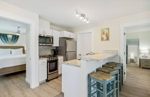 Neptune Beach Hotel | Seahorse Oceanfront Inn