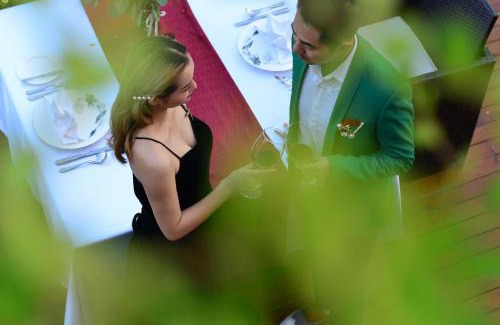 Yongding Hotel | Sean Castle Resort Inn -Zhangjiajie Tianmenshan Cableway Branch-Free hotel to Tianmenshan cableway entrance service