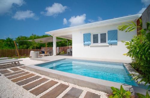 Le Diamant House | SeaRock & SeaShell Villas