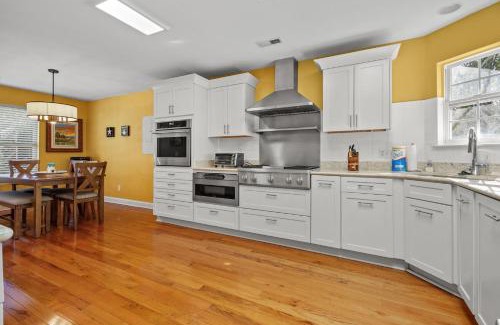 Cape Charles House | Seas the Day at Bay Creek - Pet Friendly & Linens Included!