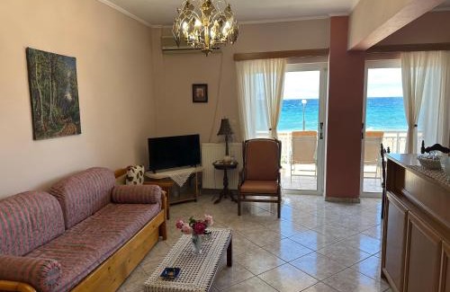 Xylokastro-Evrostina Apartment | Seashell Home