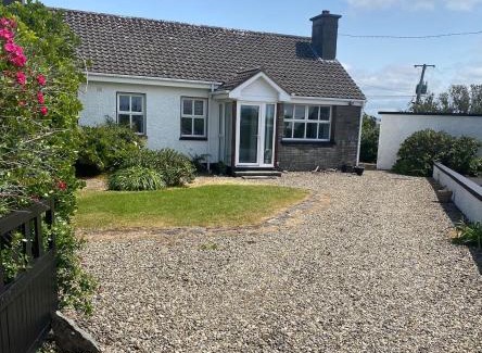 Spanish Point House | Seaside Cottage in Spanish Point