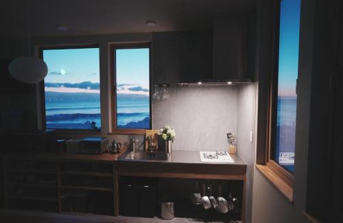 Menashi-gun Apartment | seaside cottage KOBUSTAY