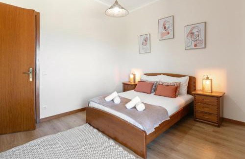 Sao Pedro Apartment | Seaside Deluxe Flat