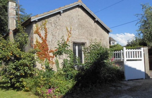Asnelles House | Seaside house near the remains of the landing