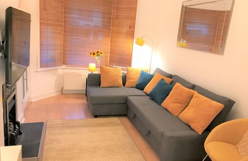 Worthing House | Seaside House With Parking