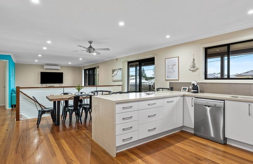 Central Coast House | Seaside Living, Family Style!