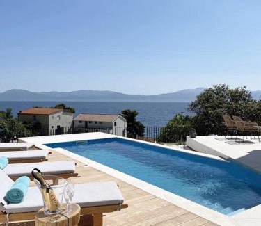 Gradac Villa | Seaside luxury villa with a swimming pool Zaostrog, Makarska - 19037