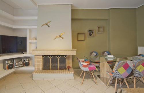 Peiraiki Apartment | Seaside Spacious 2 BR, 2BA, Sea view Apt