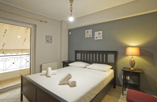 Peiraiki Apartment | Seaside Spacious 2 BR, 2BA, Sea view Apt