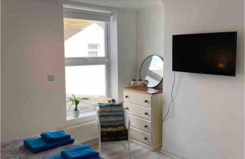 Worthing Apartment | Seaside studio
