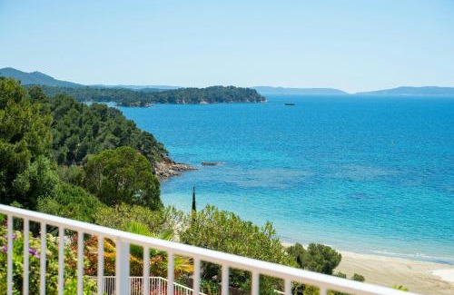 La Londe-les-Maures House | Seaside Villa With Panoramic Views In Les Îles D'or