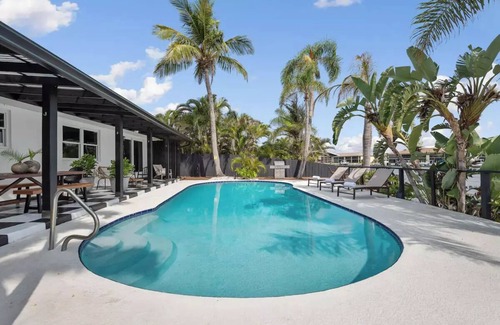 Cocoa Isles House | Seasons in the Sun - Cocoa Beach, Florida