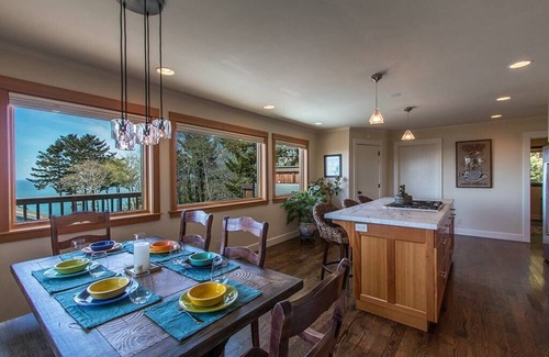 Trinidad House | Seawood Vista - Ocean & Redwood Views w/Hot Tub!