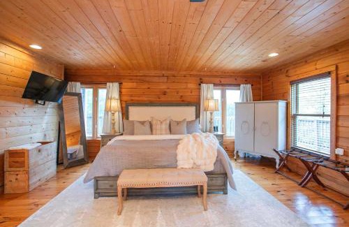 Kedron House | Secluded 18-Acres with Pool Hot Tub Pool Table