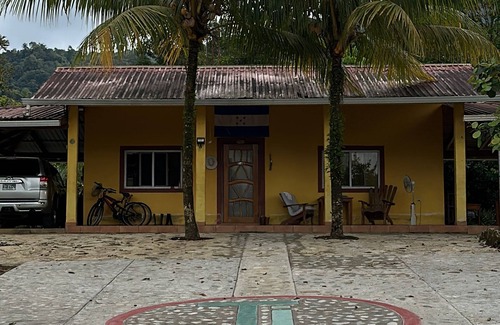 Atlantida Cabin | Secluded Cabin