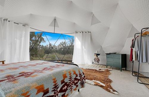 Valle Other | Secluded Dome Glamping Near Grand Canyon