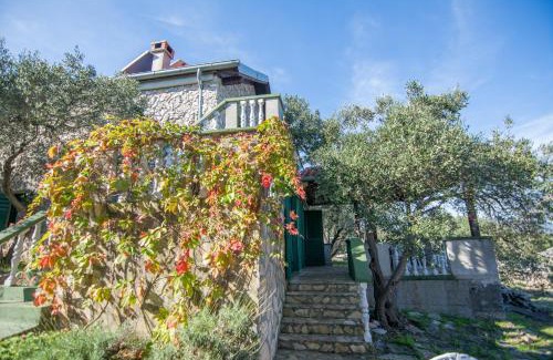Kraj House | Secluded fisherman's cottage Cove Ladjin - Landjin, Pasman - 8500
