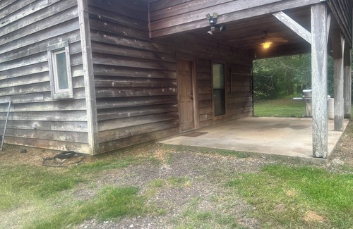 Utica Cabin | Secluded getaway cabin on 50 acres in the beautiful woods of Utica, MS.