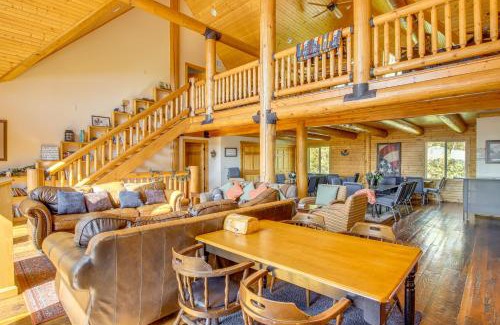 Eldorado House | Secluded Iowa Home Near Hiking and Fishing!
