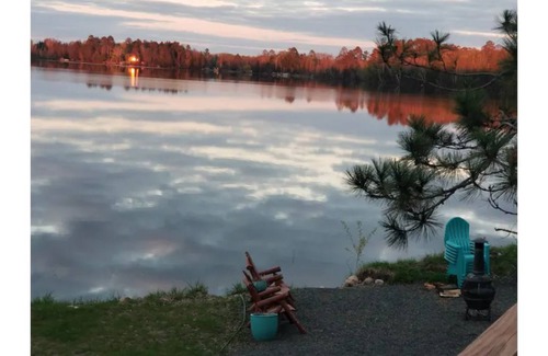 Eveleth Cottage | Secluded Lake Cottage on Private Veteran Homestead