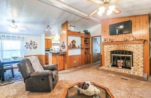 Longtown House | Secluded Lake Eufaula Getaway