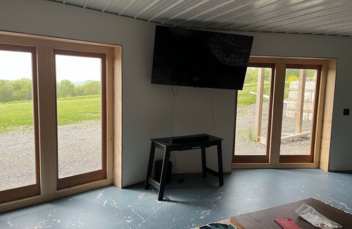 Conesus House | Secluded lodge, with multiple hiking trails and breathtaking views!