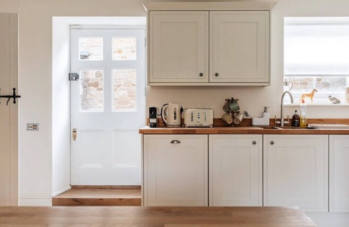 Kingham House | Secluded New Family-Friendly House Cotswolds AONB
