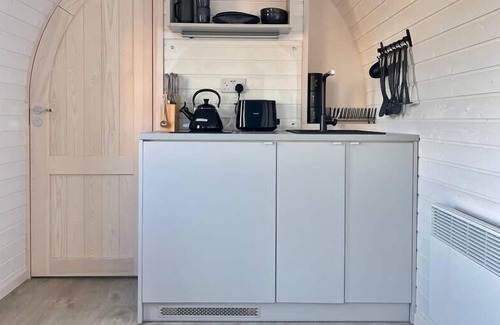 Amlwch Cabin | Secluded Rural Cabin with Seaviews