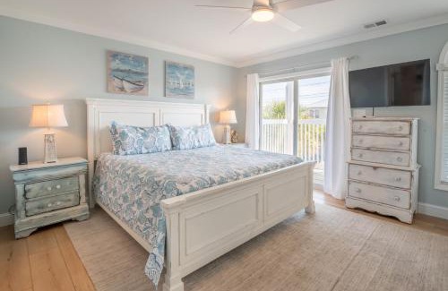 Kure Beach House | Second Row - Ocean View - Near Kure Beach Pier