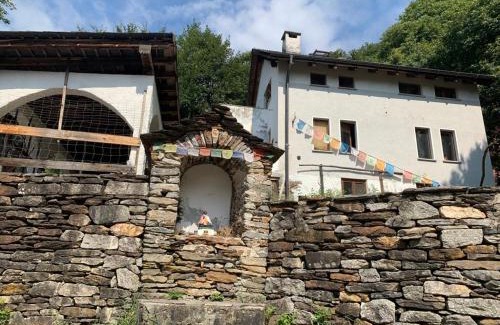 Cursolo-Orasso Cabin | Secret Mountain Retreat Valle Cannobina (for nature Lovers only)