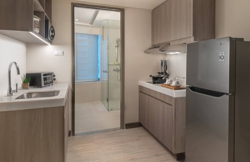 Legazpi Village Apartment | Seda Residences Makati
