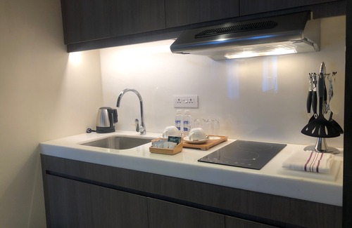 Legazpi Village Apartment | Seda Residences Makati