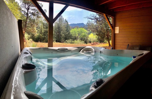 Uptown Sedona House | Sedona Forest Villa LAND & NATURE LOVER'S PARADISE with Hot Tub and Pet Friendly