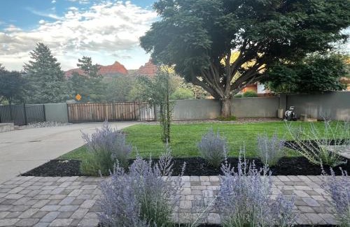 Uptown Sedona Villa | Sedona Uptown Gem!Large yard w grass and shade trees! Views! NEW! BARREL SAUNA! Close to trails, walk to Uptown Sedona, restaurants and shopping