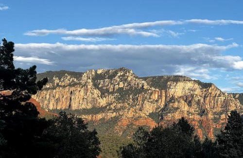 Uptown Sedona Villa | Sedona Uptown Gem!Large yard w grass and shade trees! Views! NEW! BARREL SAUNA! Close to trails, walk to Uptown Sedona, restaurants and shopping