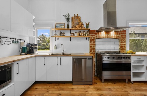 Apollo Bay House | SeeApollo - Bungalow (7 Bedroom)