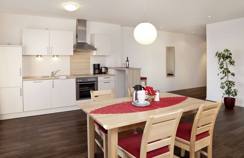 Dietringen Hotel | Seehotel und Appartements Schnöller