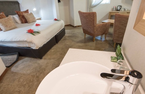 Phalaborwa Cabin | Sefapane Lodges and Safaris