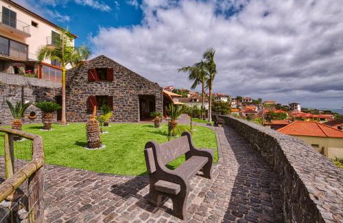 Porto Moniz House | Seixal Sunny Villa A & B by Amazing Madeira