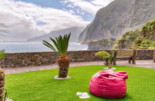 Porto Moniz House | Seixal Sunny Villa A & B by Amazing Madeira