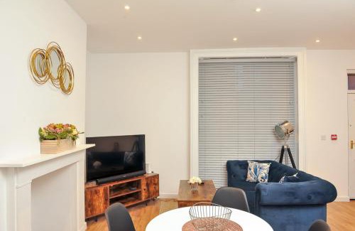Reading City Centre Apartment | Select SA - Queens Terrace